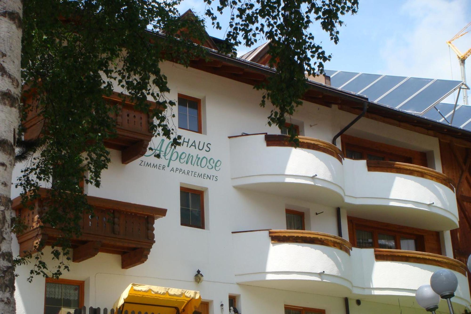 Pension Alpenrose Серфаус Экстерьер фото