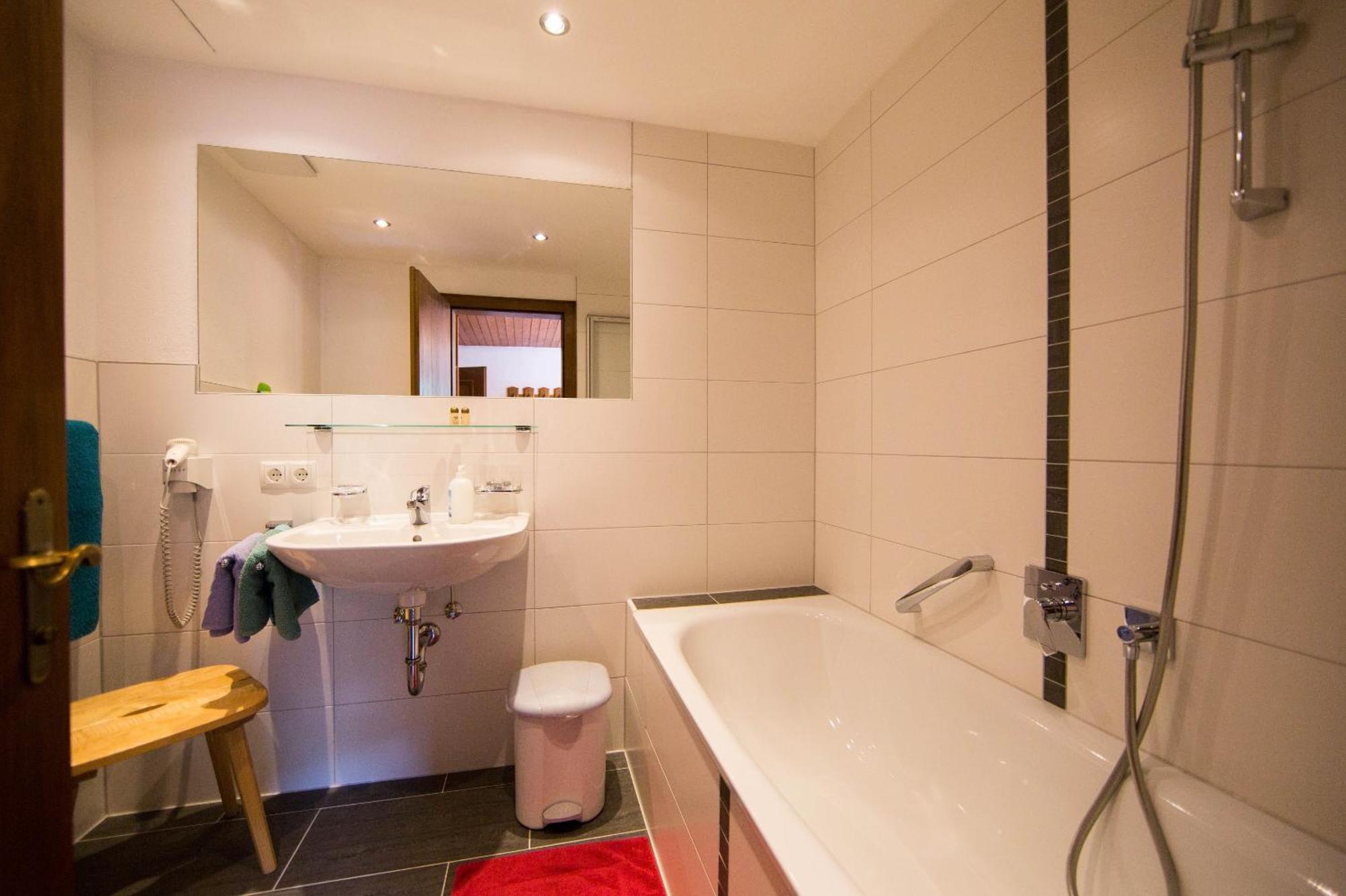 Pension Alpenrose Серфаус Номер фото