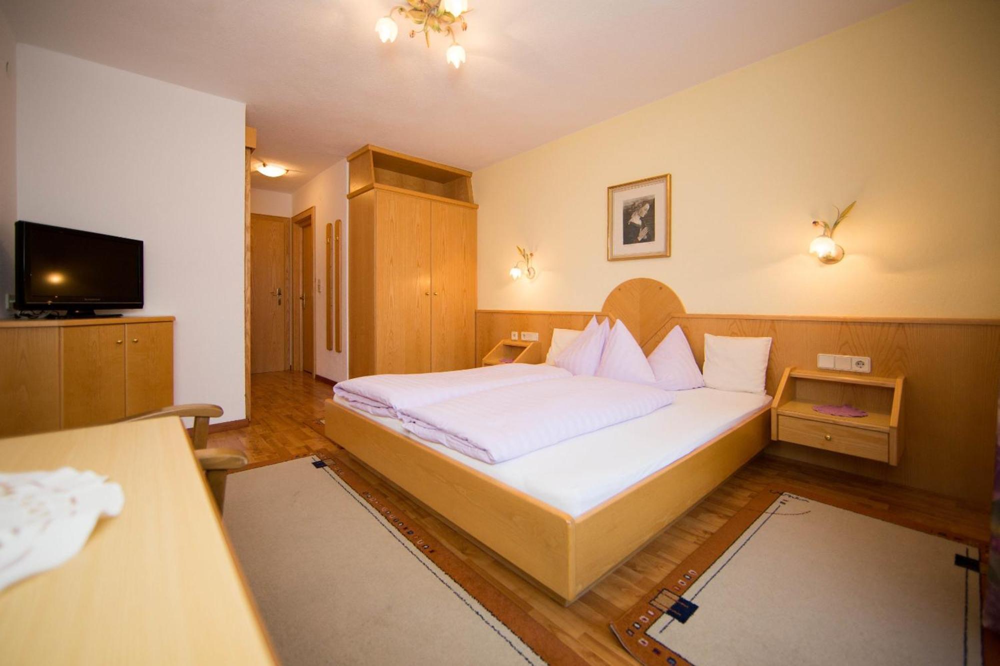 Pension Alpenrose Серфаус Номер фото